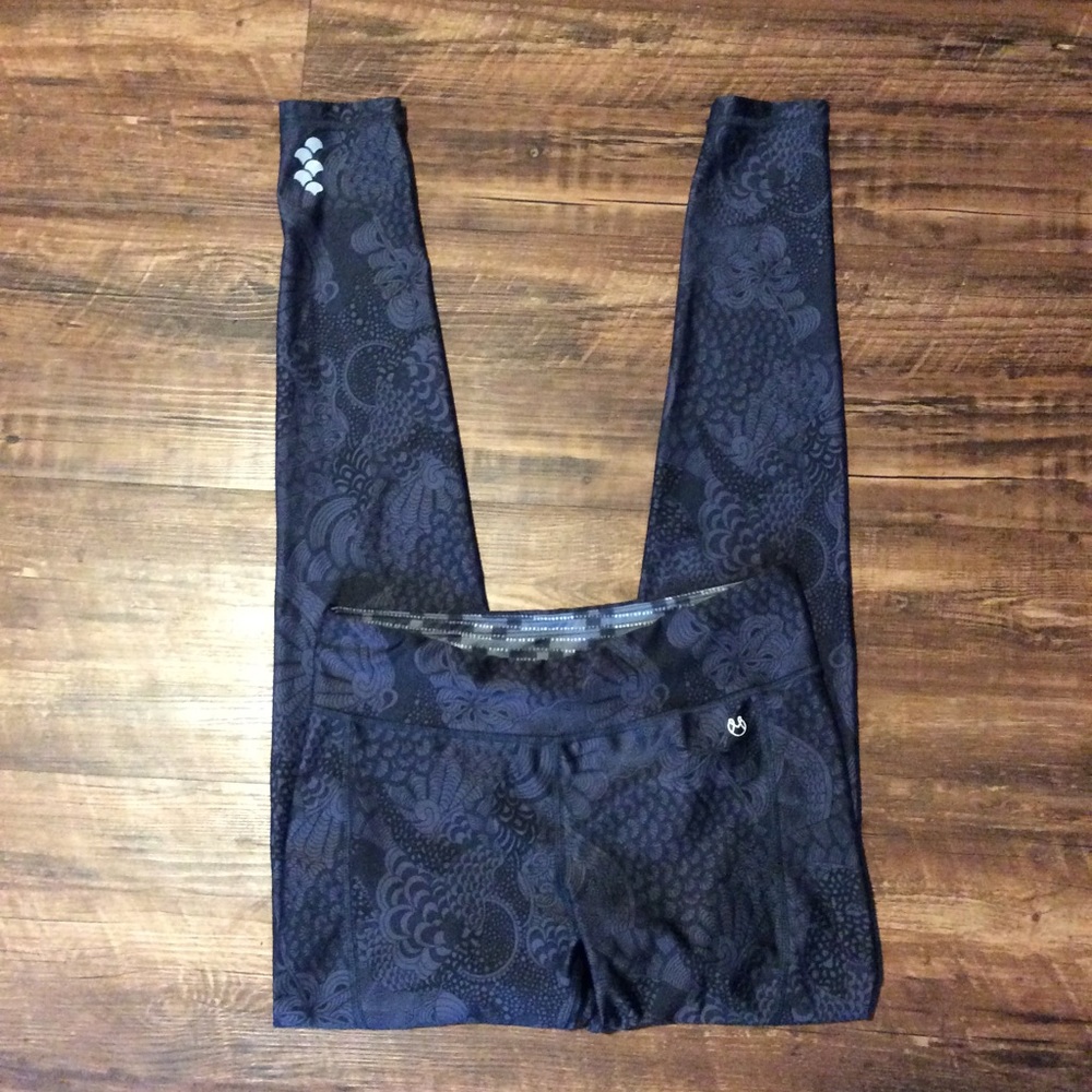 Maaji Navy Floral Pattern Leggings